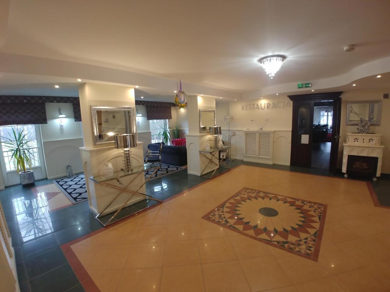 Hotel Mazurski Dworek Mikołajki Εξωτερικό φωτογραφία